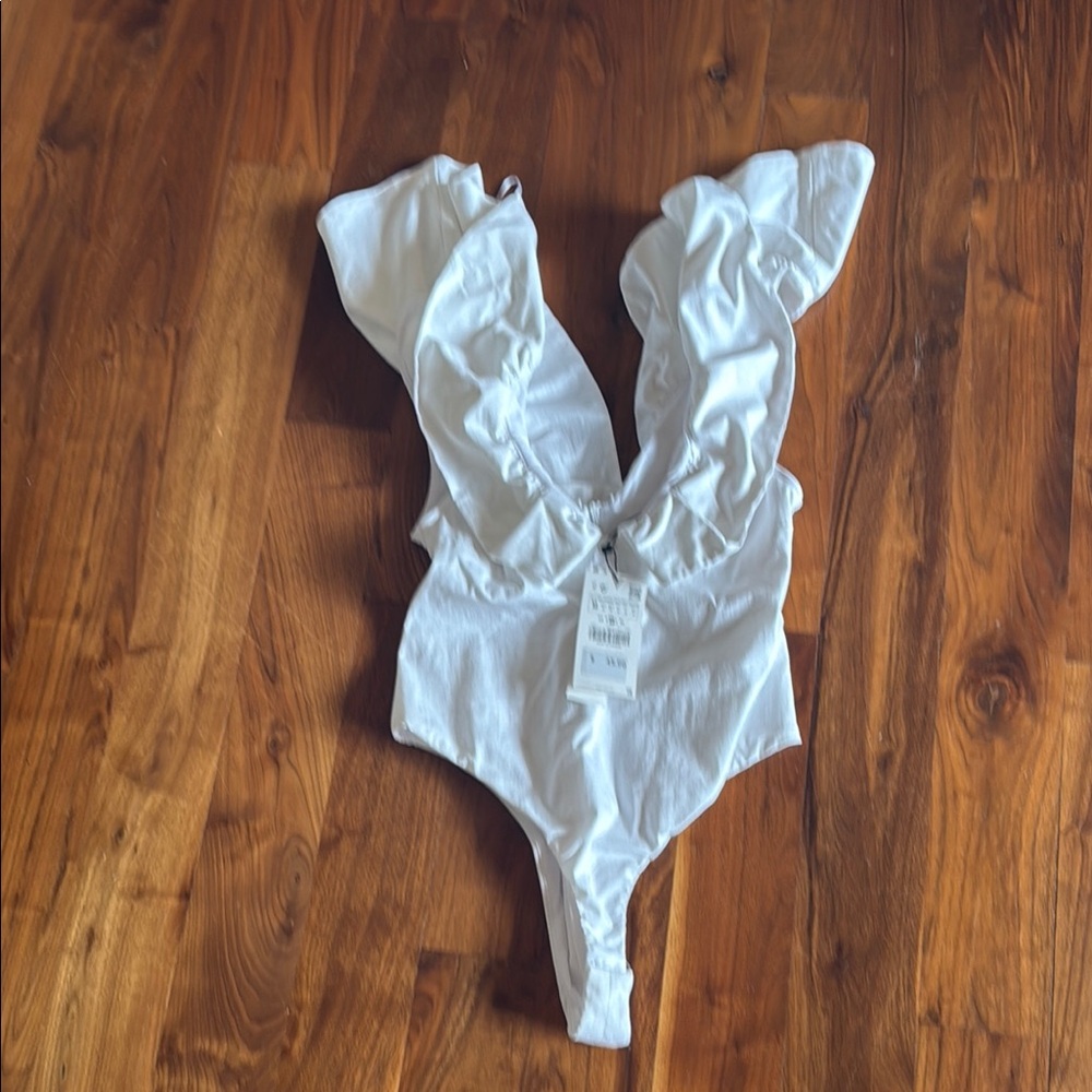 Zara White Ruffled Bodysuit